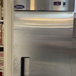 Commercial Refrigerator 