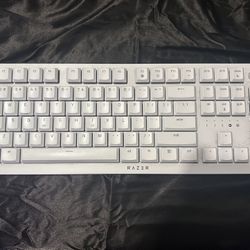 Razer DeathStalker V2 Pro Wireless Gaming Keyboard: Low-Profile Optical Switches - Clicky Purple