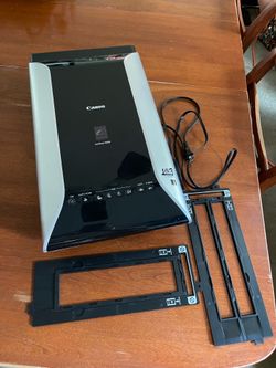 Canon CanoScan 9000F High-Resolution Flatbed Scanner w/ Film Trays