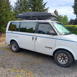 92 Astro Camper Van With All Gear