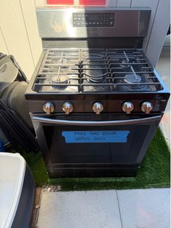 FREE GAS RANGE / STOVE