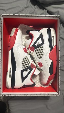 Jordan 4 fire red
