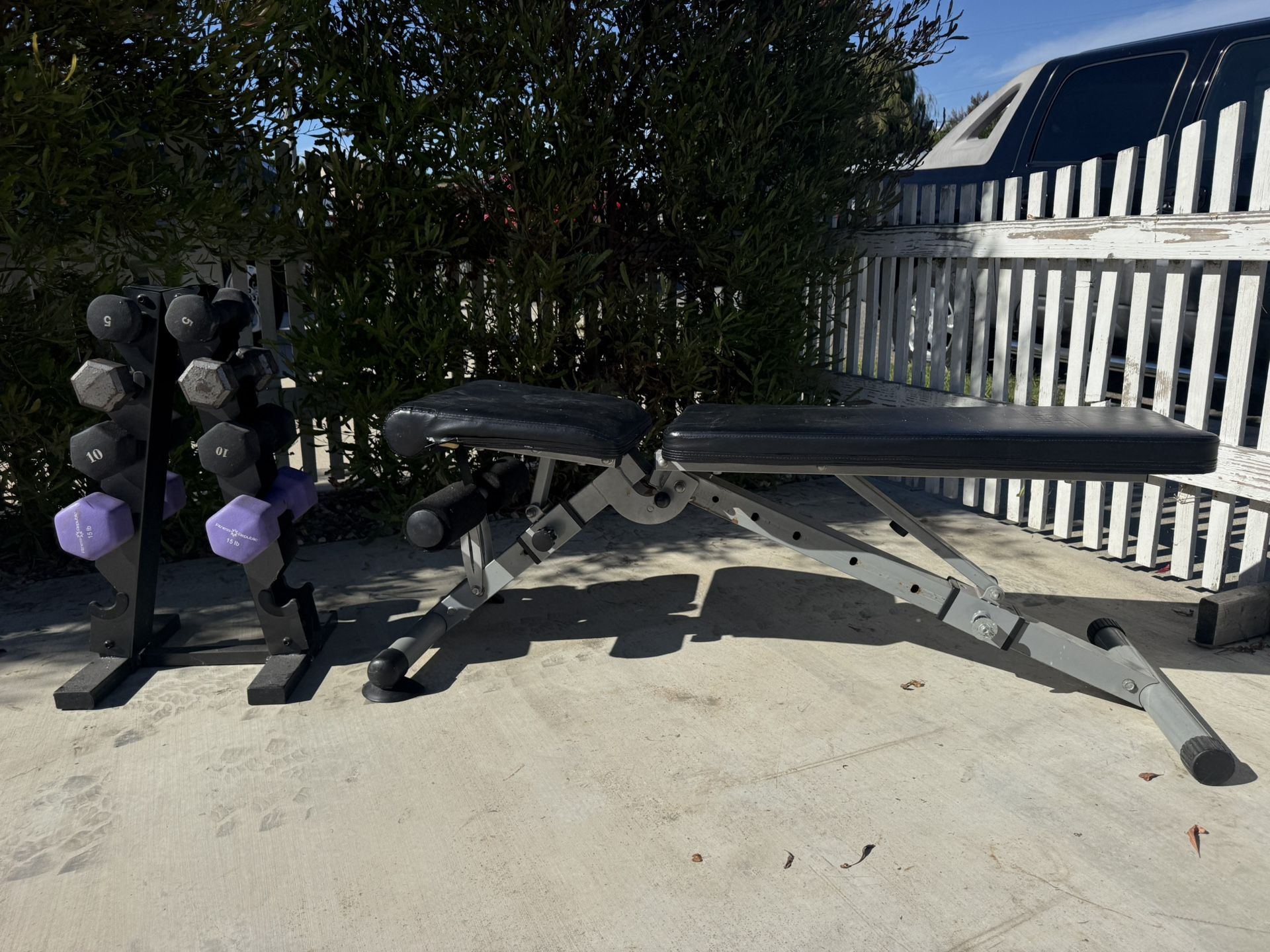 Weight Bench And Weights 