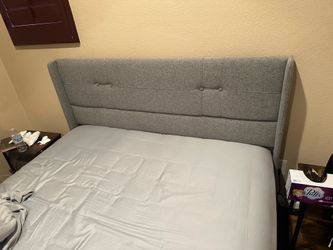 Queen Bed + Mattress