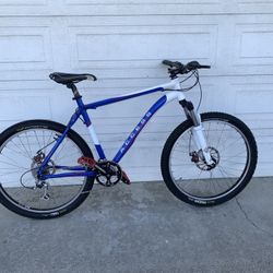 ACCESS XCL MOUNTAIN BIKE