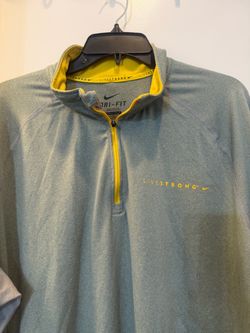 Vintage Nike livestrong dri fit men’s long sleeve top shirt size XXL