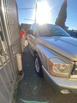 2004 Dodge Durango