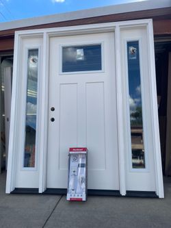 New door fiberglass  sizew68.1/2 h81.3/4 right hand Inswing jam is 4.9/16 Compasite frame molding to liock included $1950