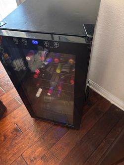 Ivation 28-Bottle Compressor Wine Cooler Refrigerator -