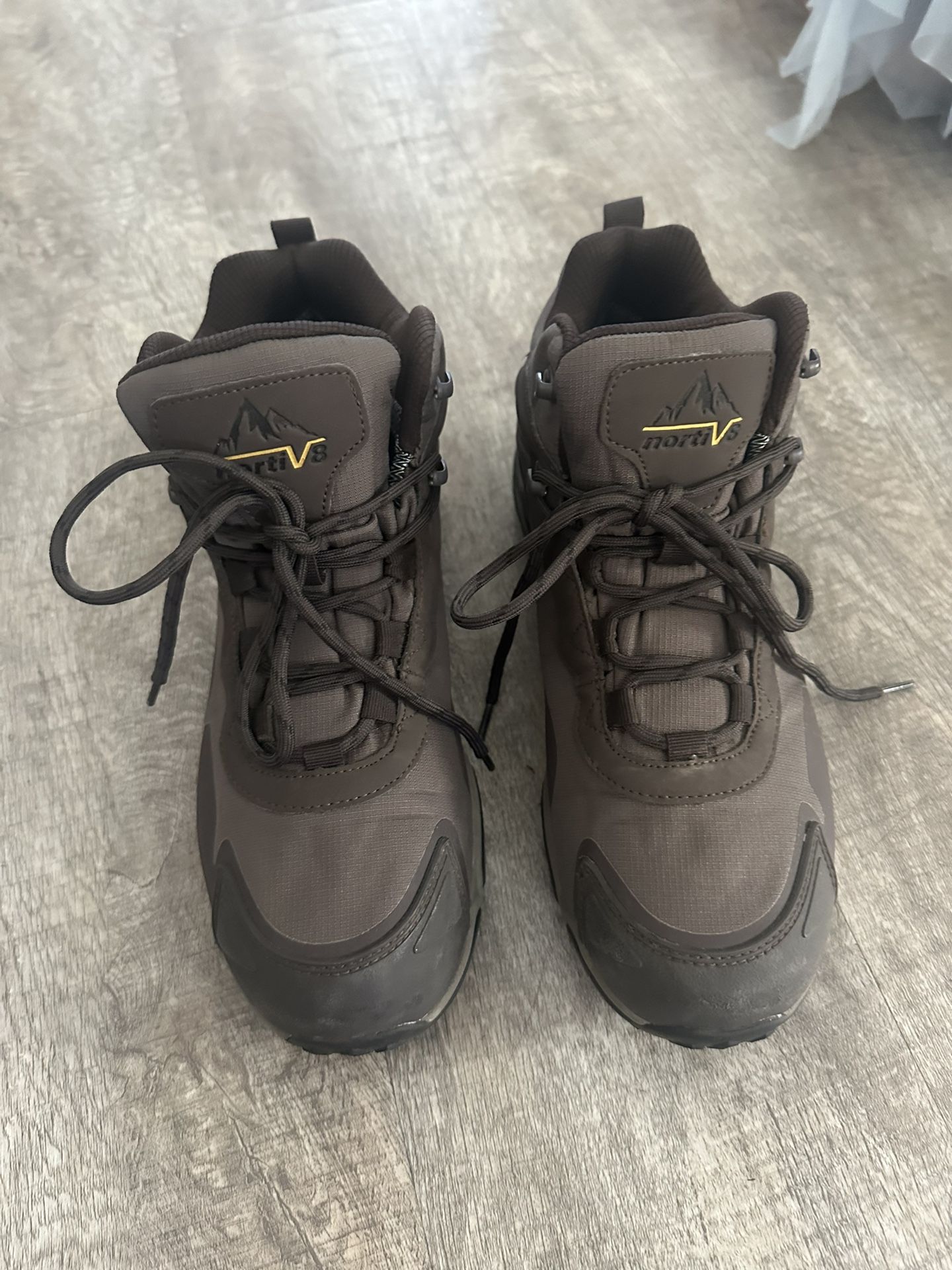 Nortivs Waterproof Hiking Boots