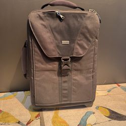 Think Tank V2.0 photo Airport Takeoff