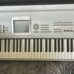 Korg - Triton 88keys Workstation 