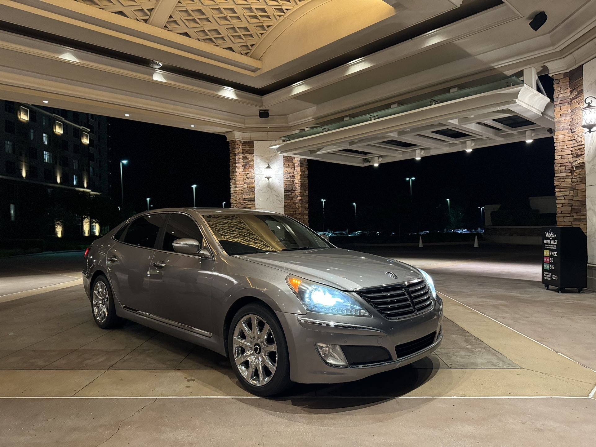 2011 Hyundai Equus