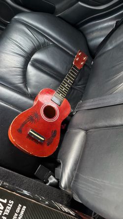 Hawaii ukulele vintage