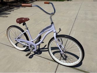 Giant simple beach cruiser