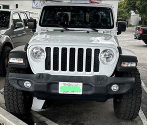 2020 Jeep Gladiator