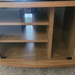 Tv Entertainment Center Console Stand & Swivels (Consider Trades)