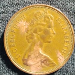 1971 2 New Pence Coin Queen ELIZABETH II D.G. REG. F.D. First Edition 