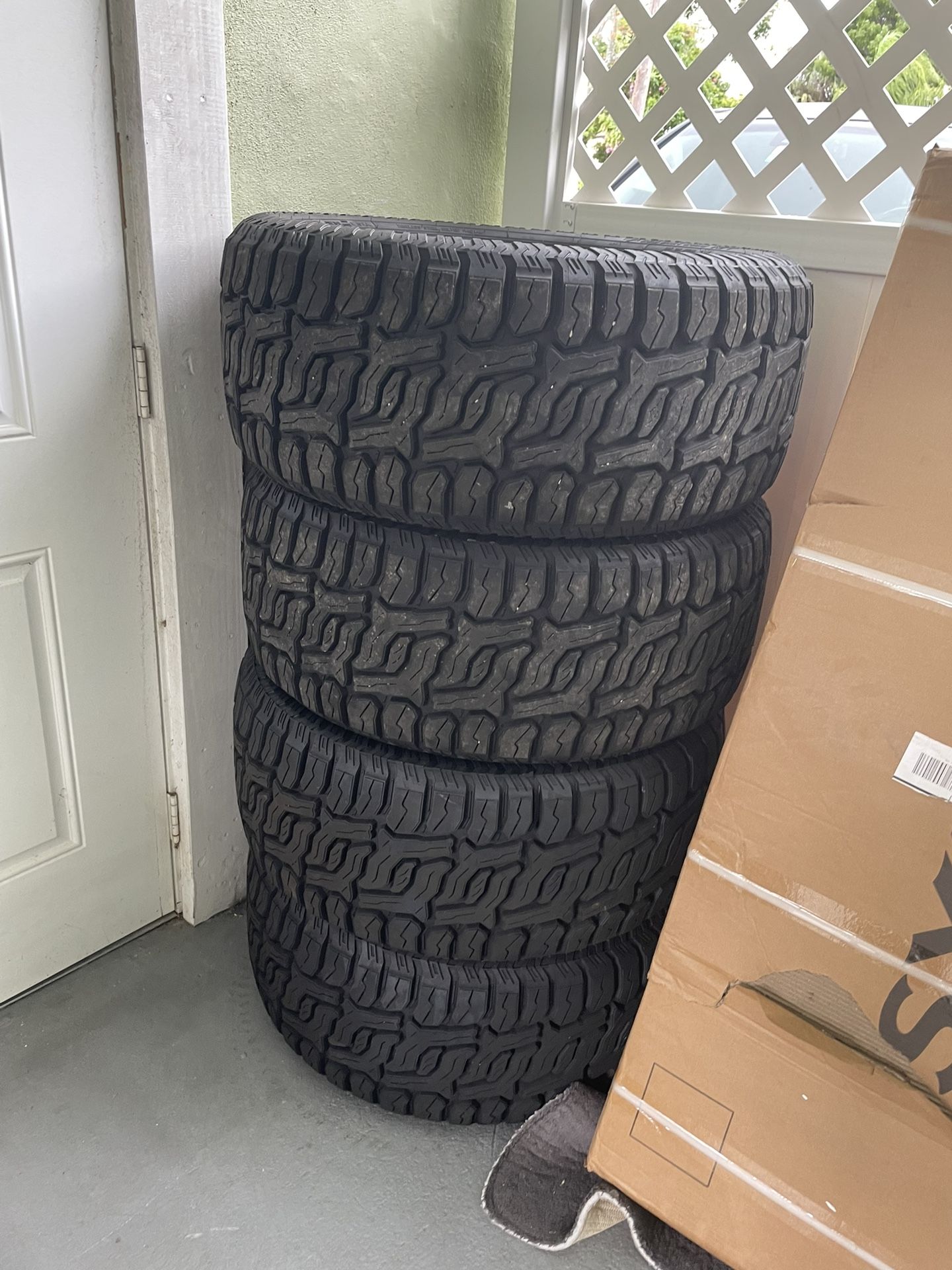 4 New Red Dirt Road Rd-9 R/t - Lt33x12.50г22 Tires (contact info removed)2 33 12.50 22
