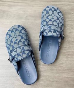 Slippers for sale