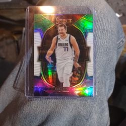 2022-23 Panini Select (Green, White, Purple Prizm) Concourse Level *Luka Doncic