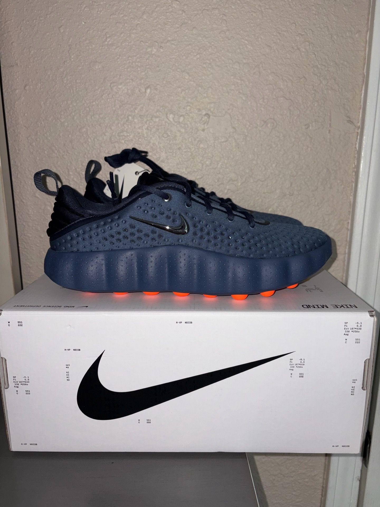 Nike Mind 002 “Thunder Blue Chrome” Men’s Size 9.5/11W New