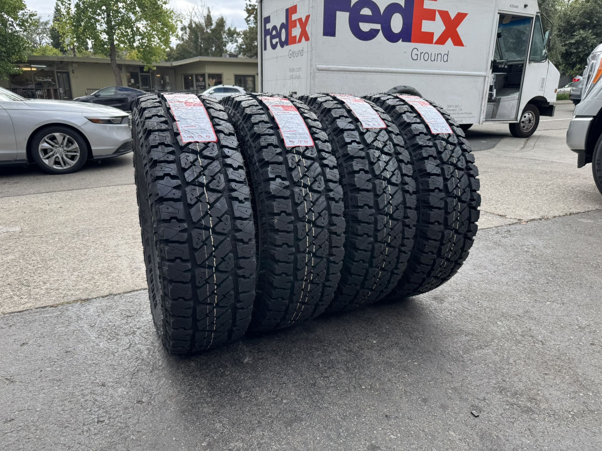 LT265-70-17 Tires 39$ Down Payment Financing Available 