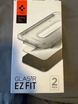 Spigen GLASTr EZ FIT Screen Protector 2-Pack