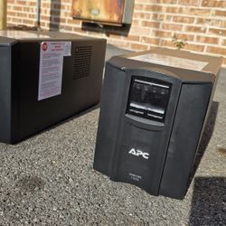 APC SMART-UPS 1500