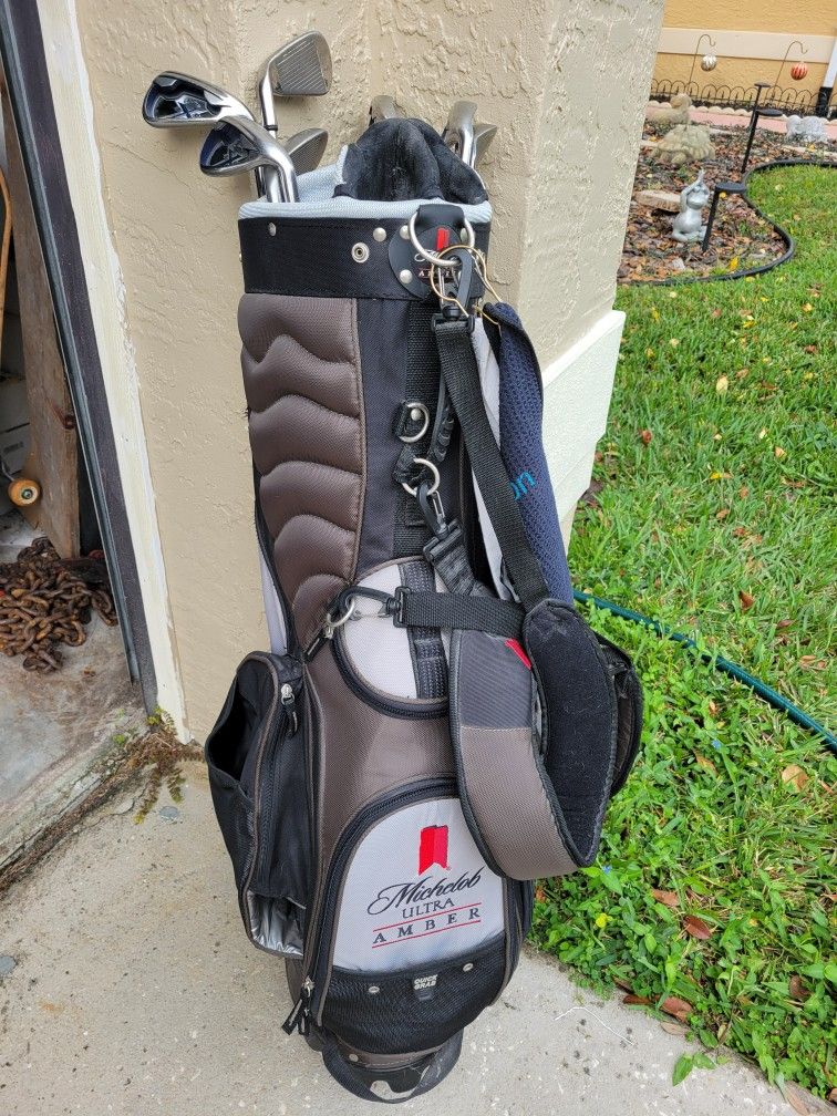 Callaway X20 Golf Clubs And Michelob Ultra Bag And Balls