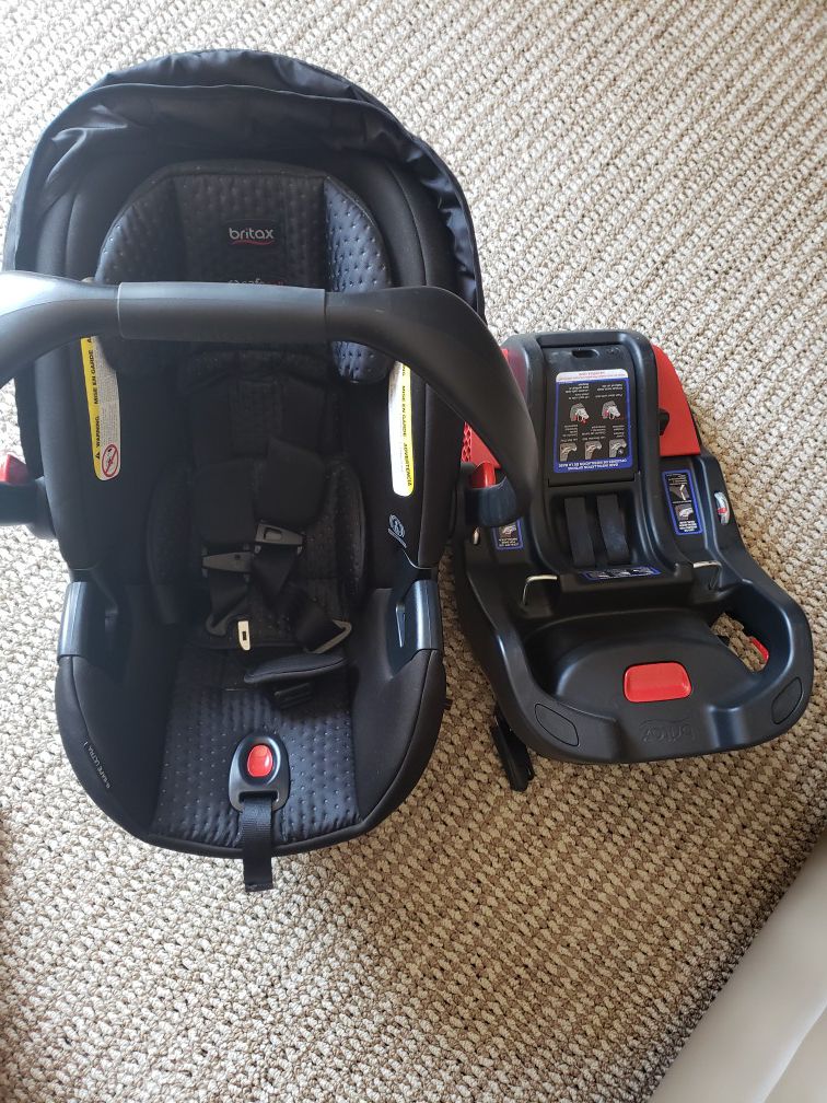 Britax B Safe Ultra Infant Car Seat Black