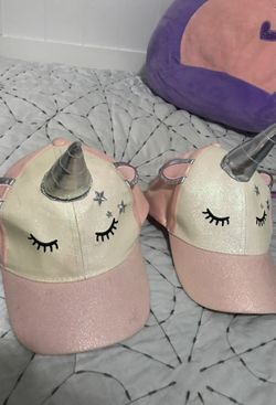 Unicorn hats
