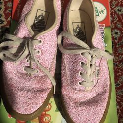 VANS  Crystal Pink Low Tops. Size women 6.0 Reduced 