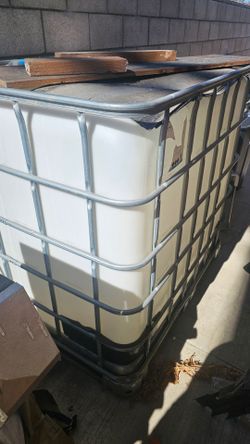Water tote