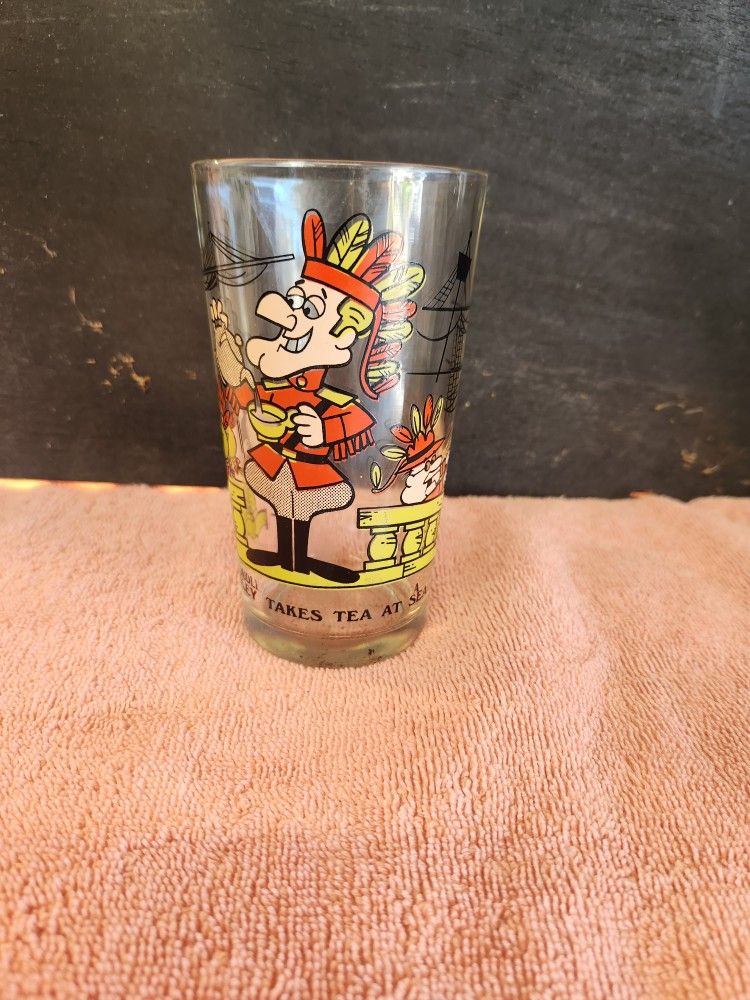Audrey Tea Party Arby's 1976 Like New
