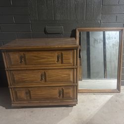 Small Drawer With mirror 
