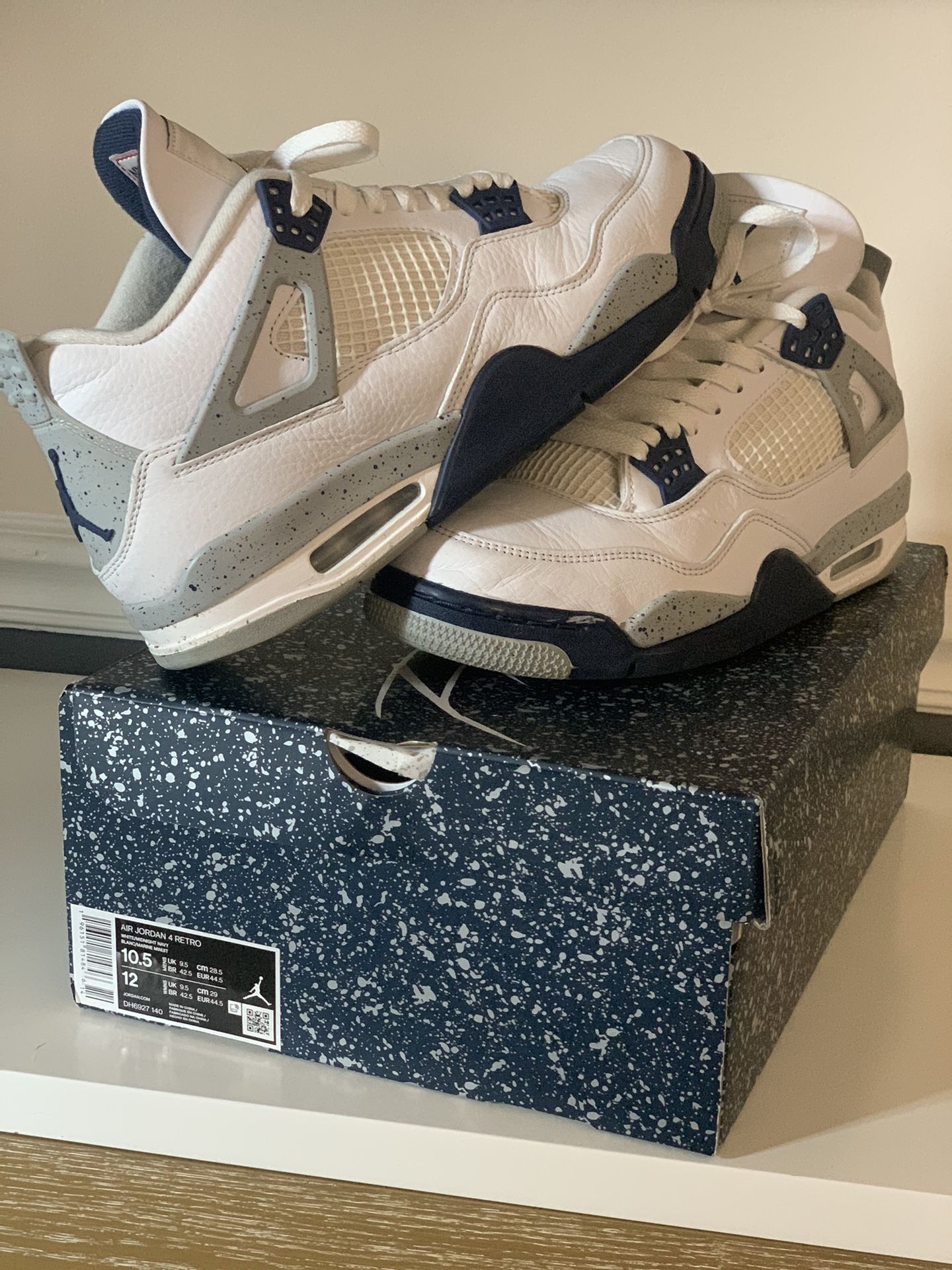 Air Jordan 4 Retro Midnight Navy