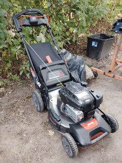 Echo self propelled lawnmower