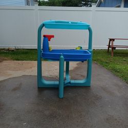 Little Tikes  fold up water table