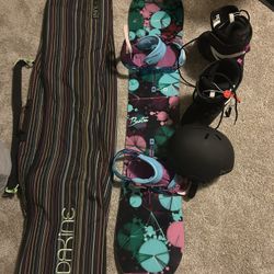 Snowboard Burton Genie 142 Flat Top With Boots Helmet Bag And Bindings 