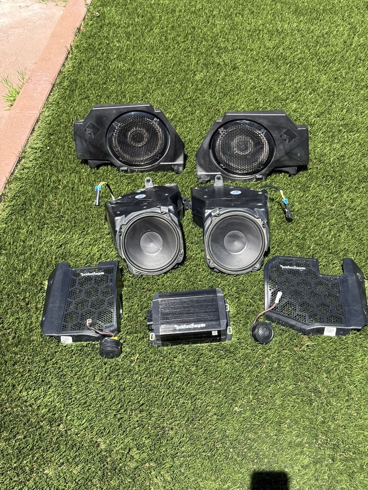 Pro r factory Rockford Fosgate system for ride command. $800