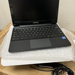 SAMSUNG CHROMEBOOK 4 Gb RAM 32GB NEW