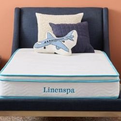 New Twin XL Memory Foam and Spring Hybrid Mattress