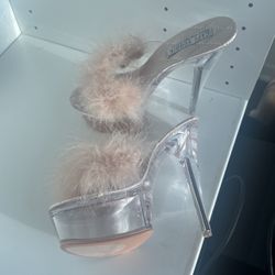 High Heels Feather 
