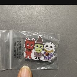 Amazon Lock Shock & Barrel Peccy  Pin