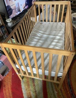 Dream on Me infant Crib