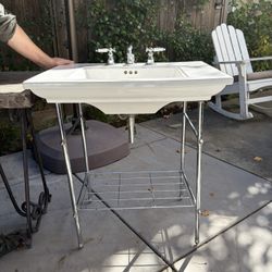 Vintage Koehler Pedestal Sink With Console Legs
