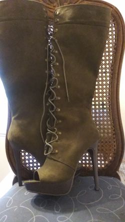 Olive green tie up open toed size 9 stiletto heeled boots