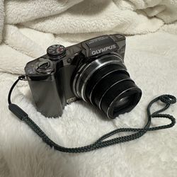 Olympus SZ-30MR Digital Camera 16MP 24x Wide, Full HD JAPAN