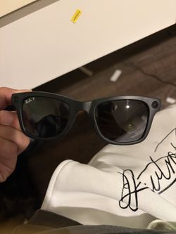 META GLASSES RAY BAN